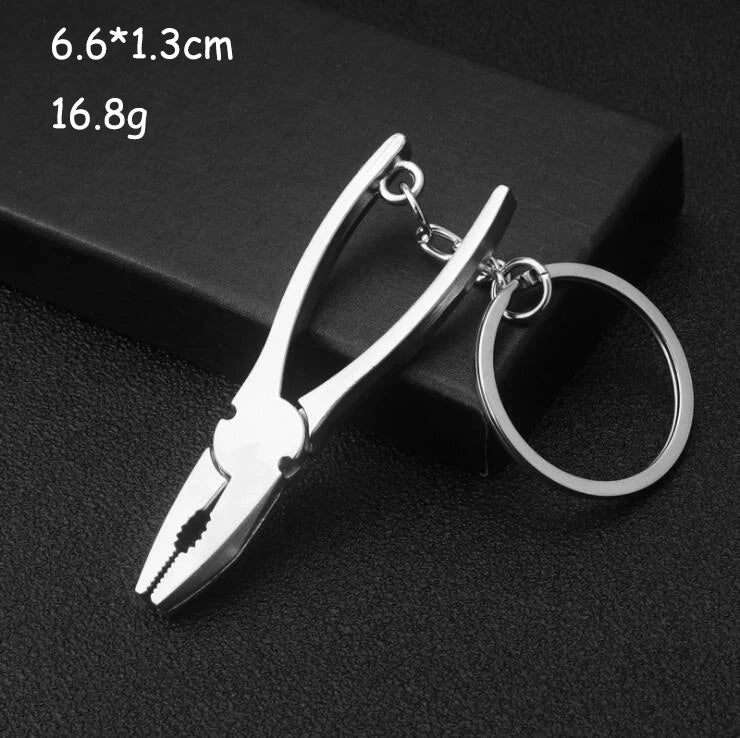 Multi Tool Keychain, Mini Utility Tool for Car Keys and Bags