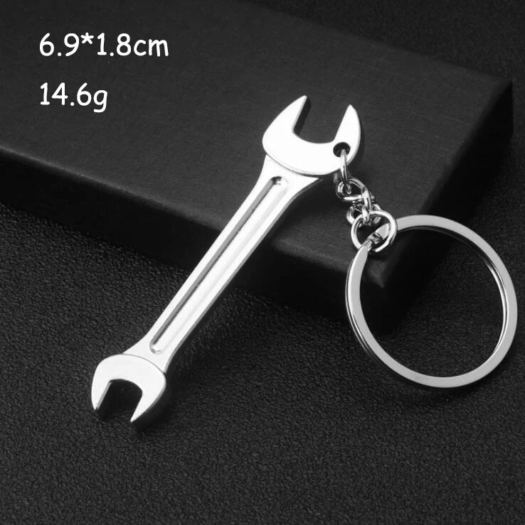 Multi Tool Keychain, Mini Utility Tool for Car Keys and Bags