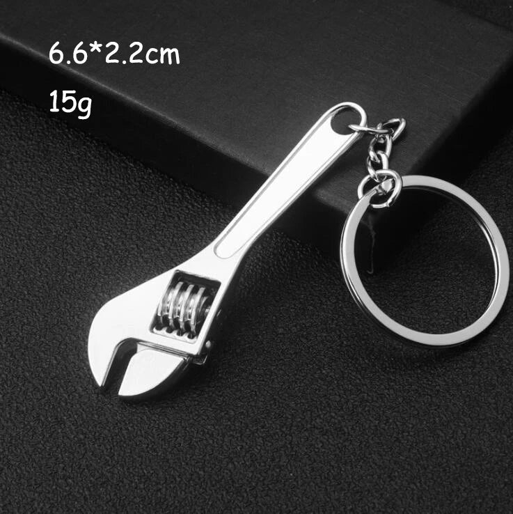 Multi Tool Keychain, Mini Utility Tool for Car Keys and Bags