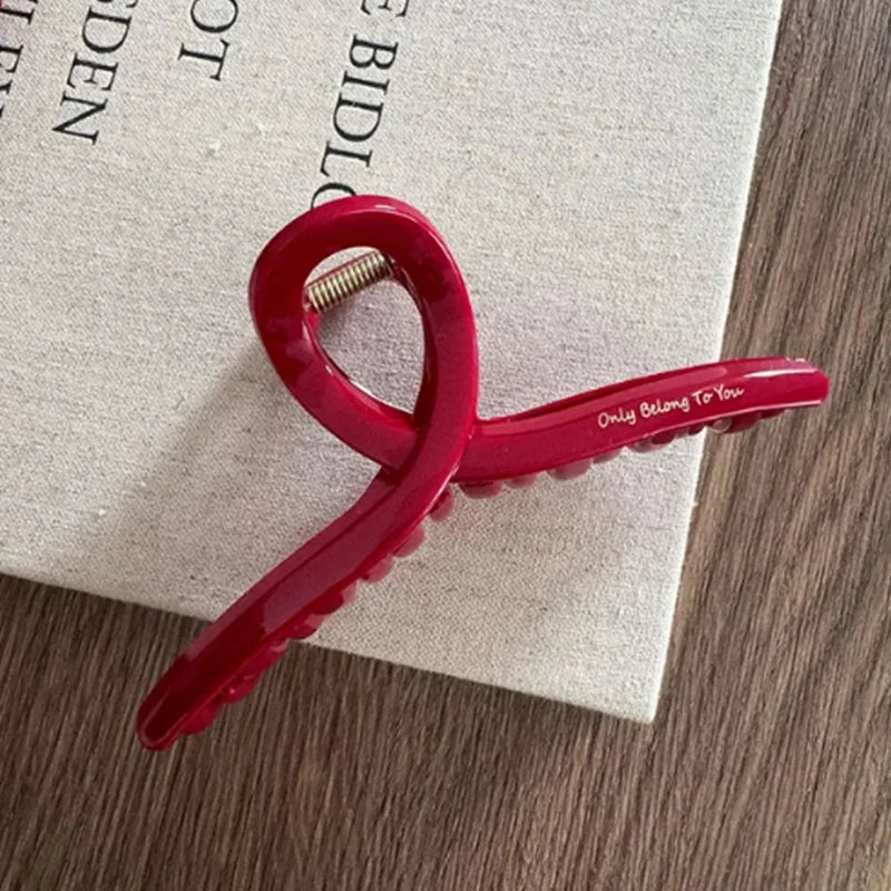 Large Hair Claw Clip – Geometric Shark Grip Hair Accessory