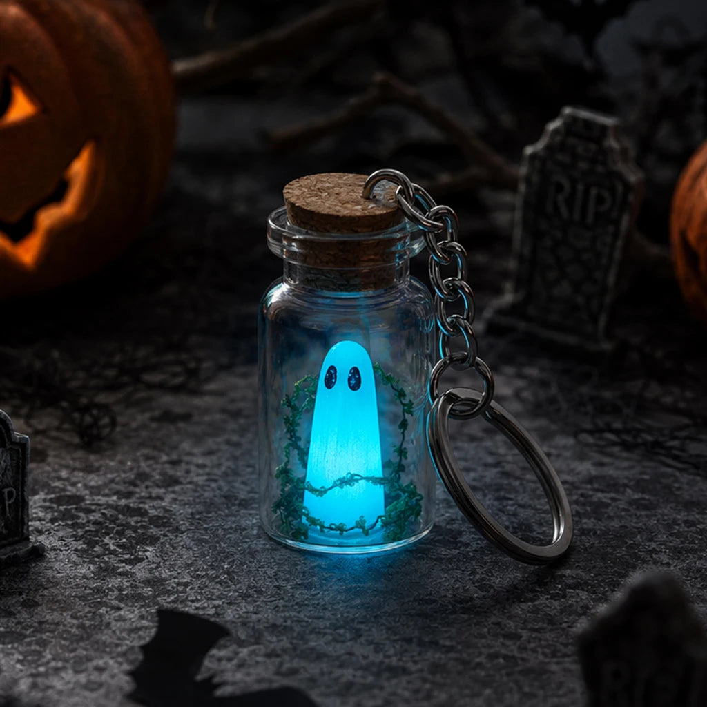 Glow Ghost Keychain – Luminous Halloween Ghost Keyring