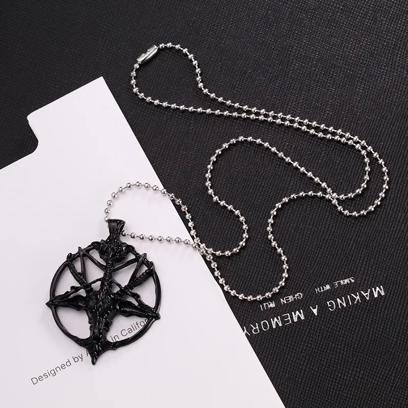 Skull Pendant Necklace – Vintage Gothic Style for Parties & Outfits