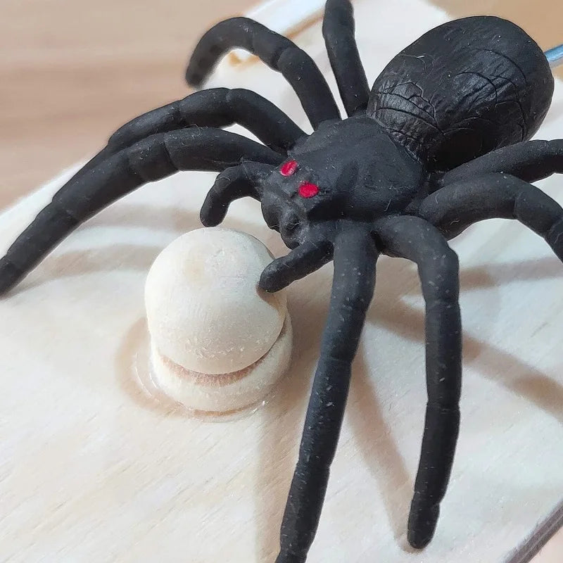 Spider Prank Box – Pop Out Rubber Spider Surprise Toy