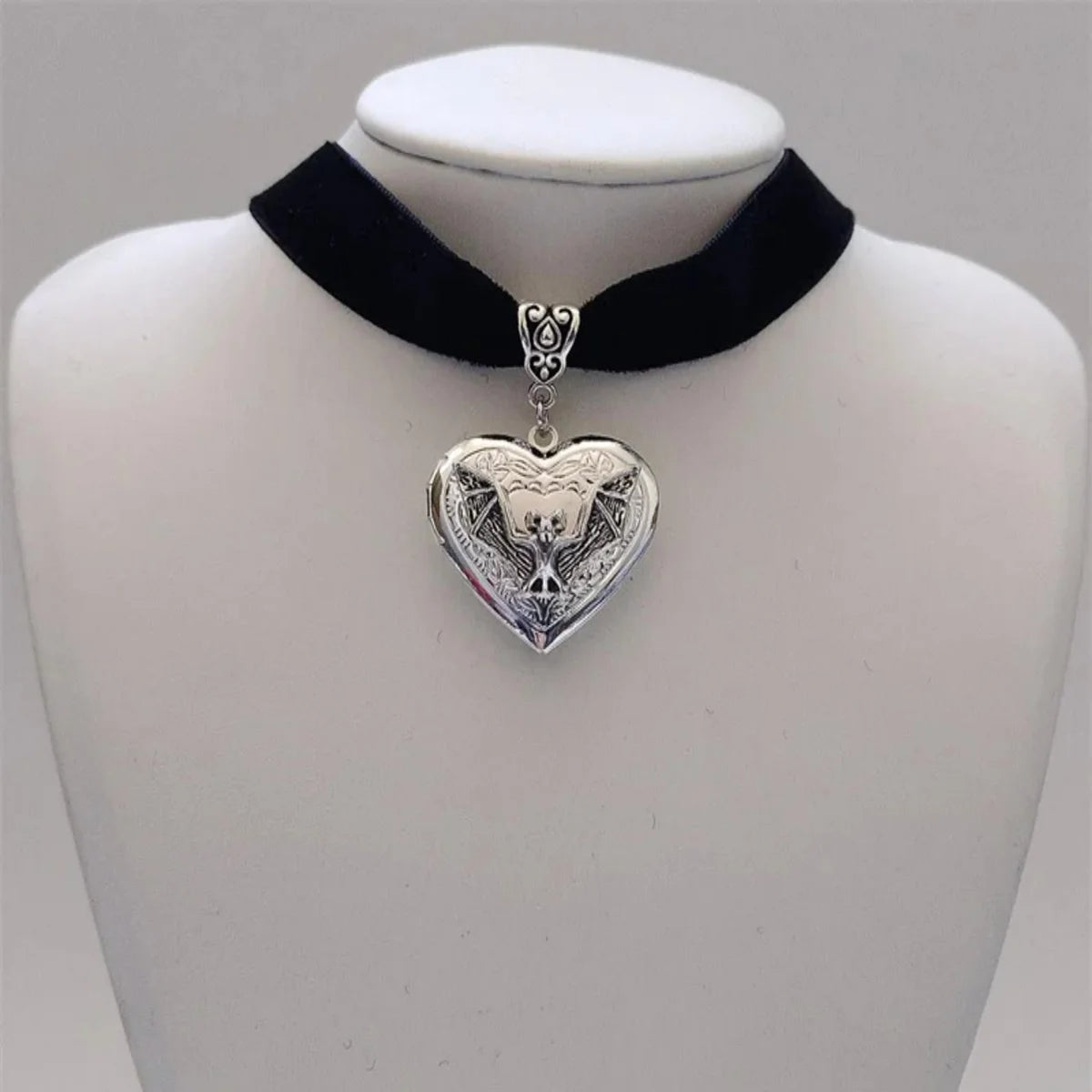 Stainless Steel Heart Necklace Silver Punk Pendant for Men & Women