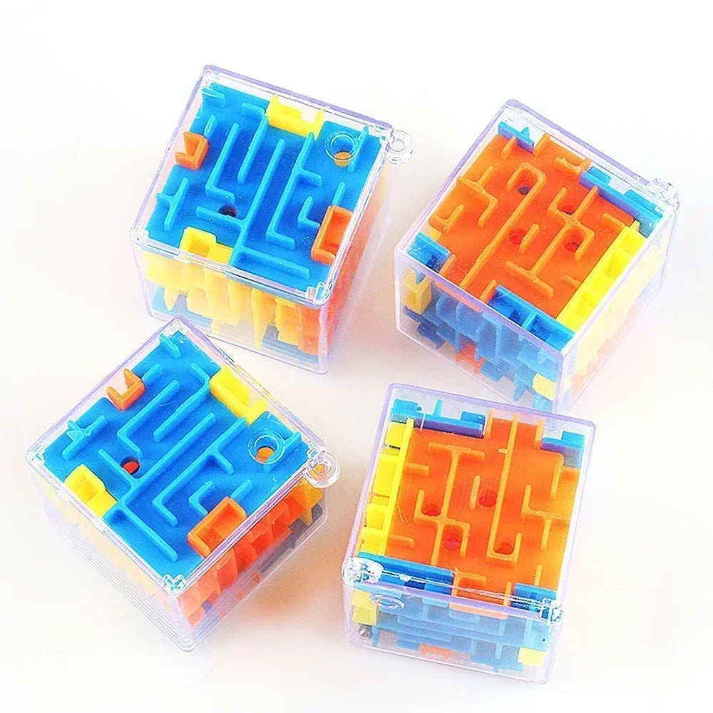 3D Maze Puzzle – Transparent Rolling Ball Cube Brain Teaser