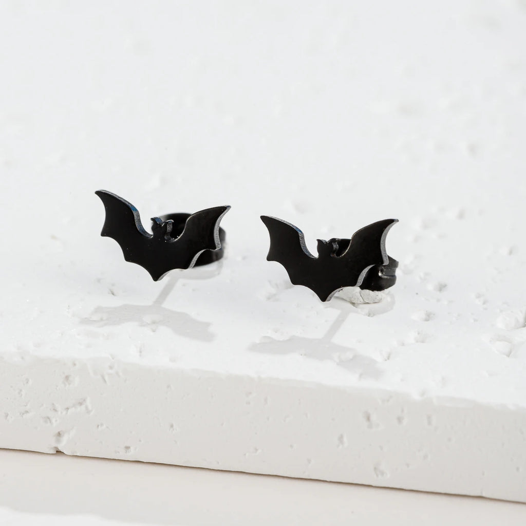 Gothic Vampire Bat Minimalist Earring For Women Stainless Steel Tragus Piercing Earring Jewelry Accessories Halloween Party Gifs