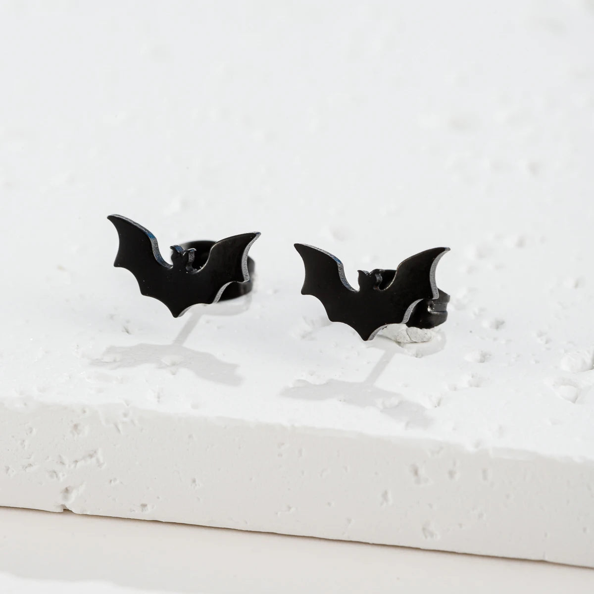 Gothic Vampire Bat Minimalist Earring For Women Stainless Steel Tragus Piercing Earring Jewelry Accessories Halloween Party Gifs