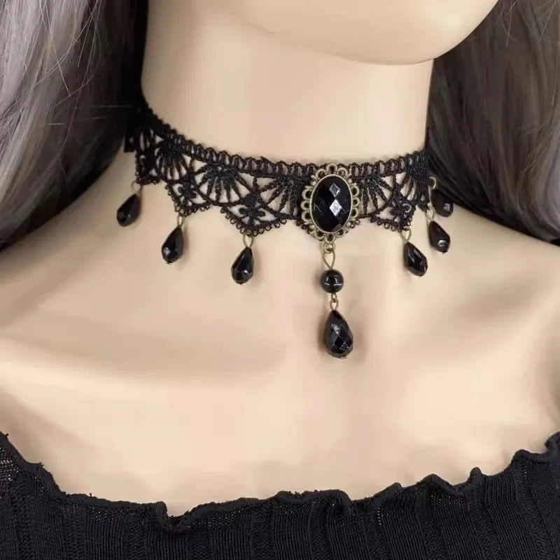 Gothic Lace Necklace Black Gemstone Vintage Court Style
