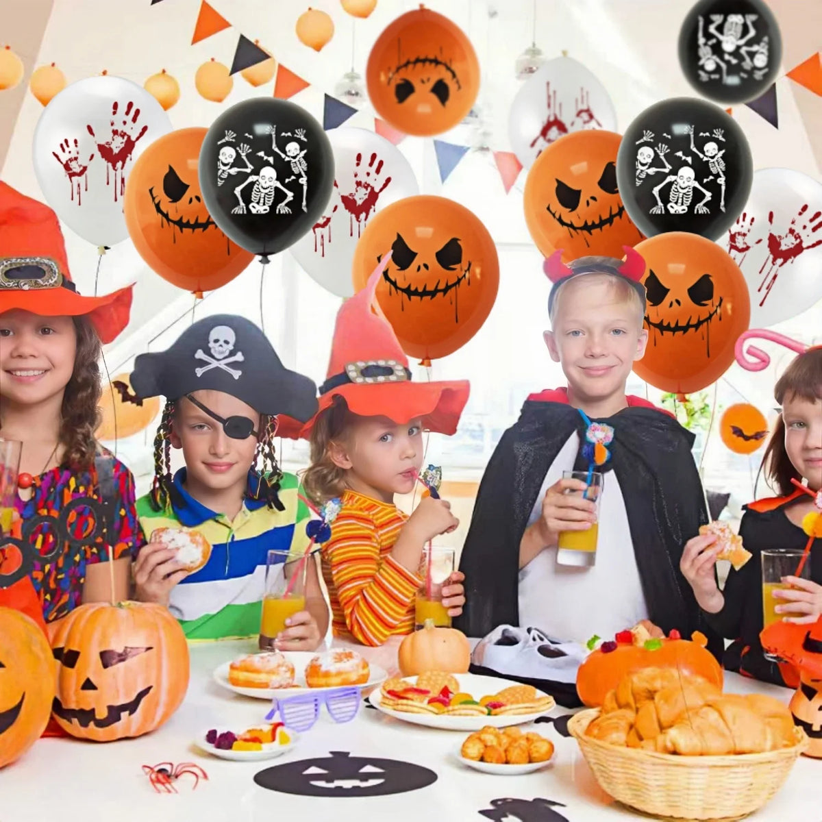 12-30pcs 12 In Latex Balloons 3 Styles Bloody Hand and Skull  Scary Expression Balloons for Halloween Party Decoration Supplies