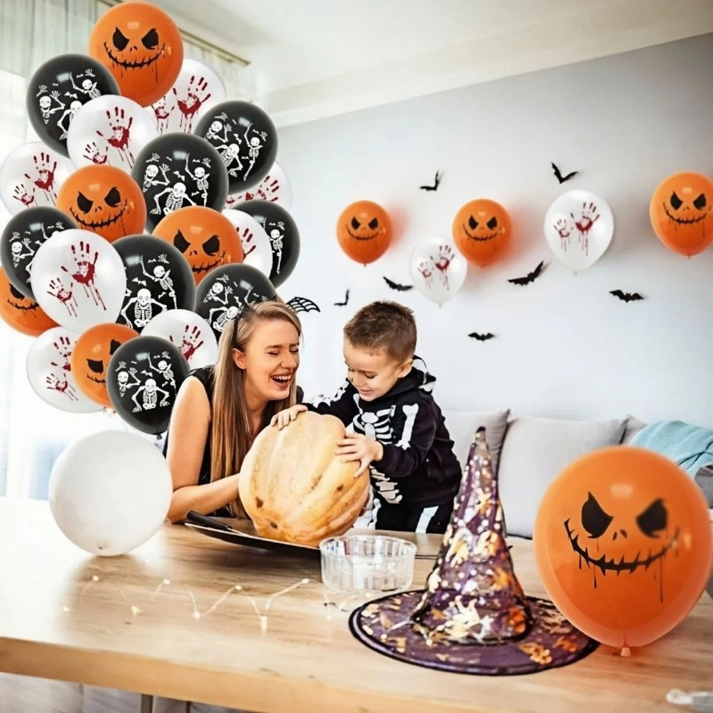12-30pcs 12 In Latex Balloons 3 Styles Bloody Hand and Skull  Scary Expression Balloons for Halloween Party Decoration Supplies