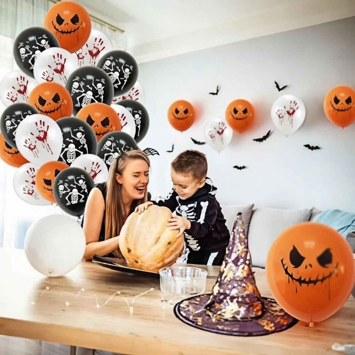 12-30pcs 12 In Latex Balloons 3 Styles Bloody Hand and Skull  Scary Expression Balloons for Halloween Party Decoration Supplies