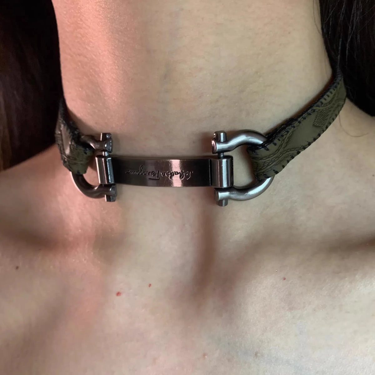 Gothic Leather Choker – Y2K Punk Necklace for Women