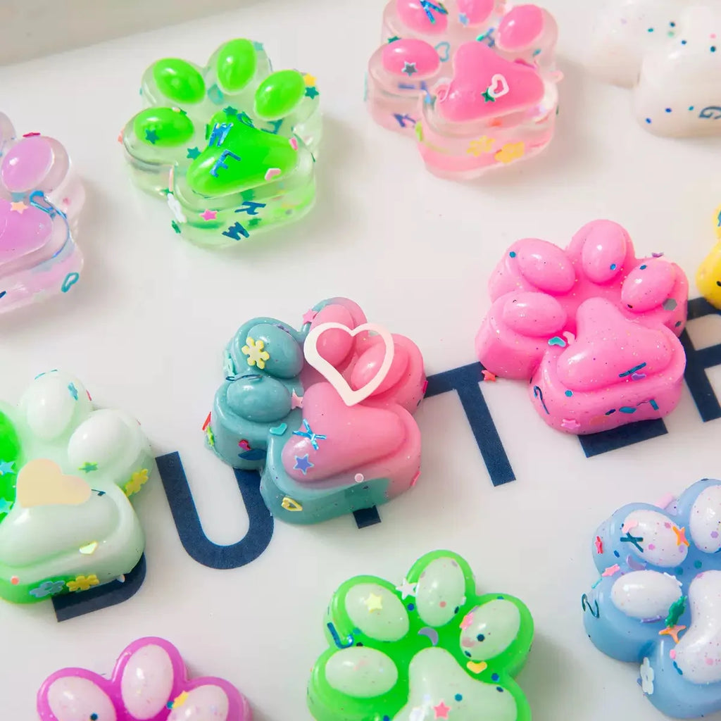 Cat Claw Fidget Toy – Colorful Mini Stress Relief Party Favor