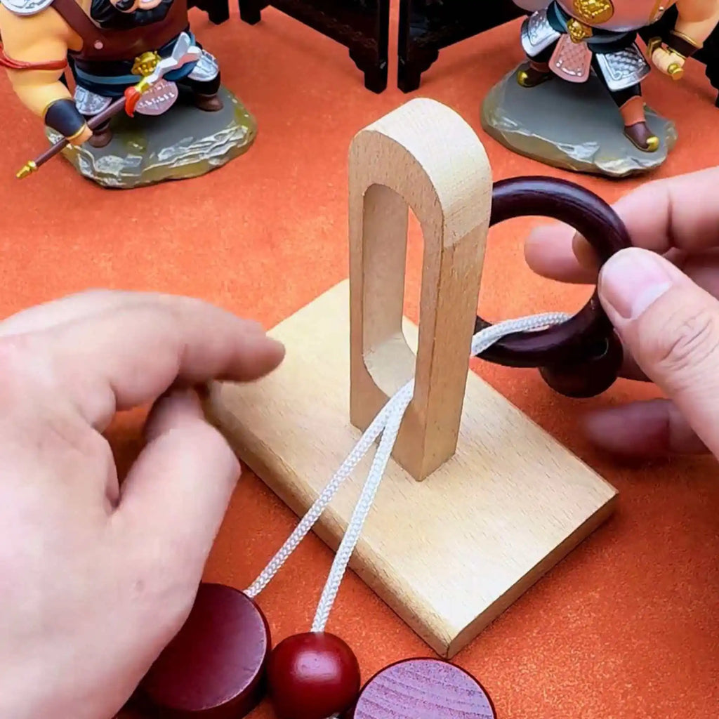Wooden Brain Teaser Puzzle Rope Ring 3D Logic Challenge Toy