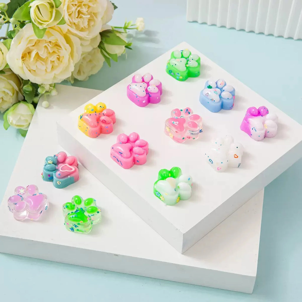 Cat Claw Fidget Toy – Colorful Mini Stress Relief Party Favor