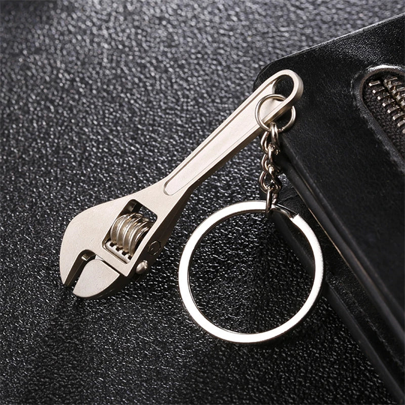 Wrench Keychain, Adjustable Tool Key Ring Metal Accessory