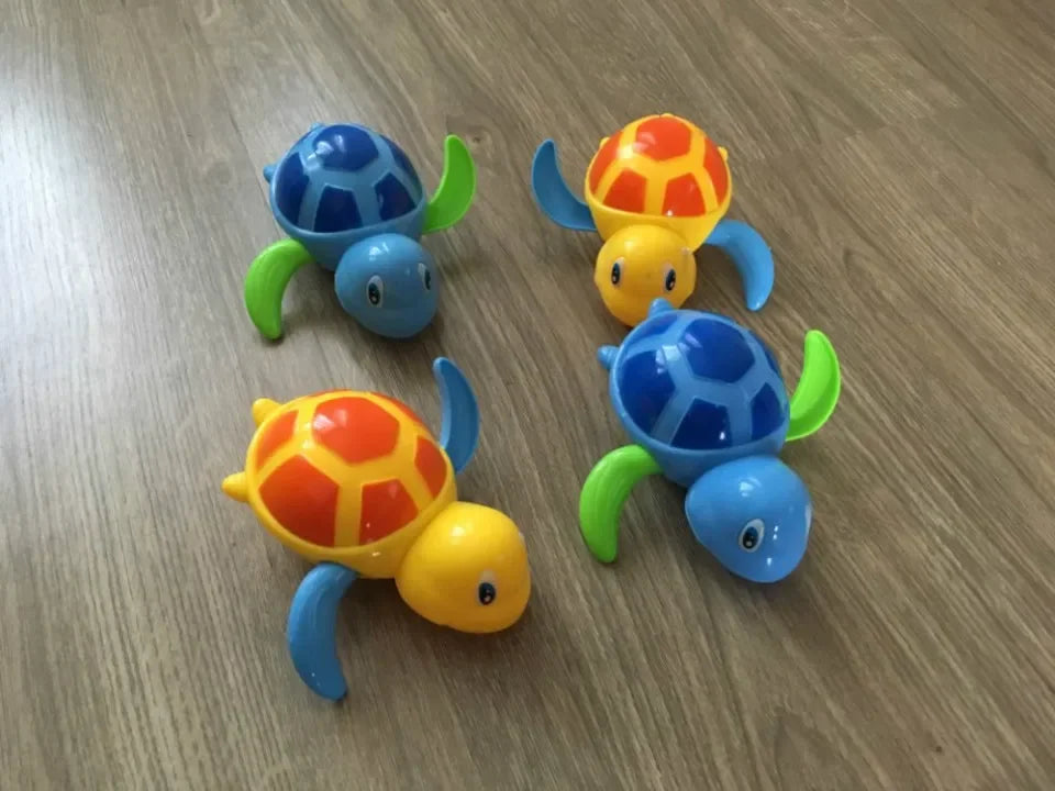 Clockwork Turtle Bath Toy – Wind Up Water Toy for Kids