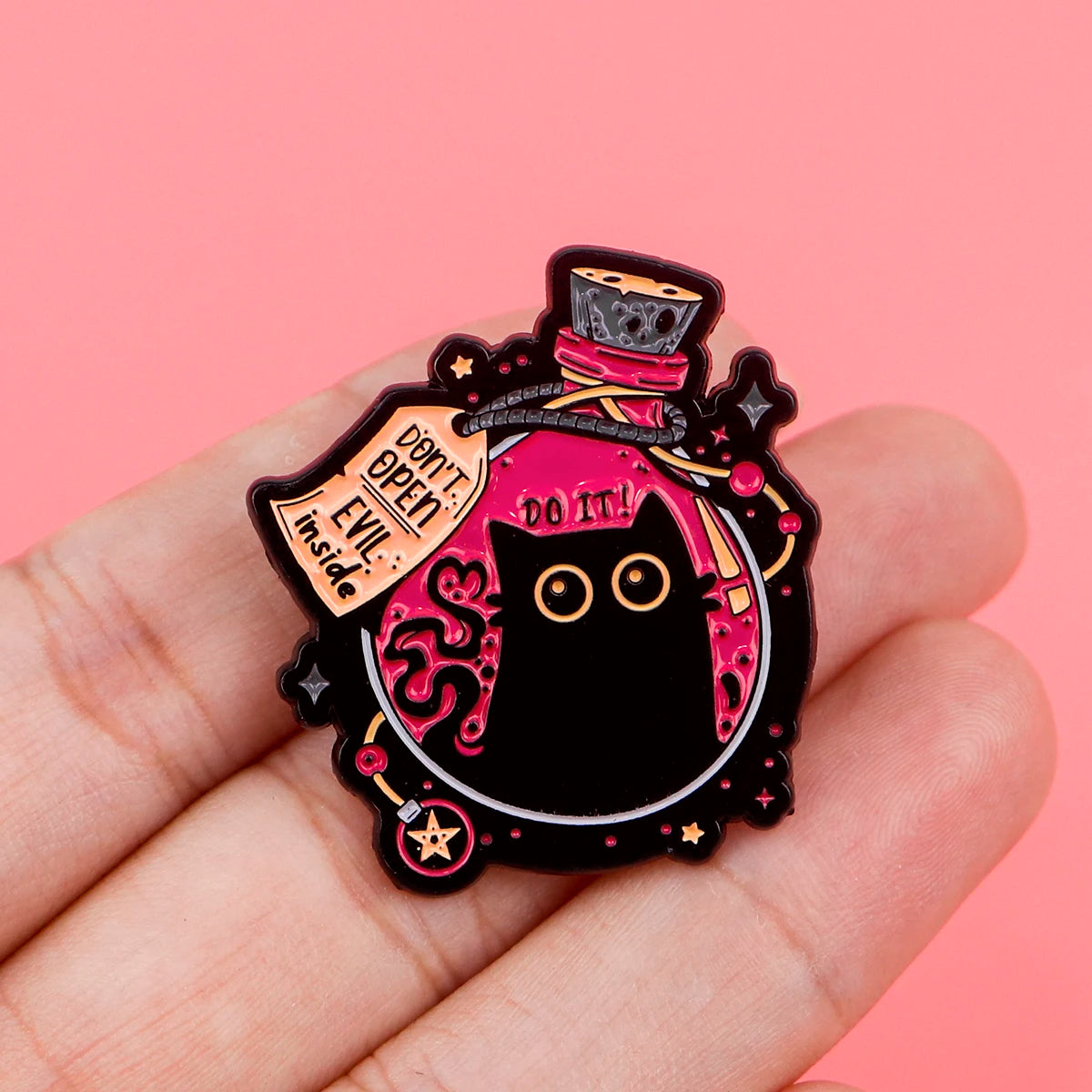 Black Cat Enamel Pin – Cute Animal Lapel Brooch