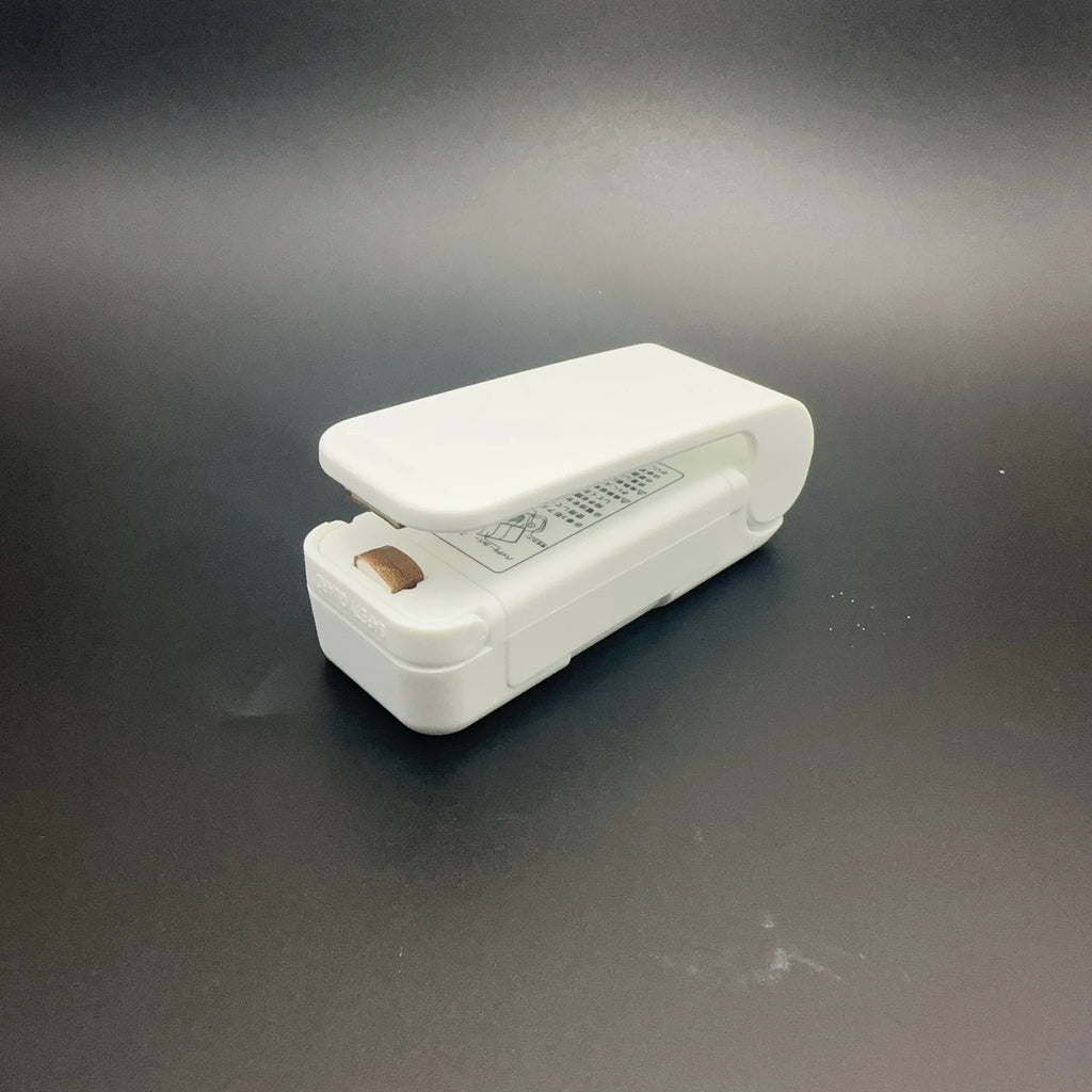 Mini Heat Bag Sealer – Handheld Plastic & Food Bag Sealing Machine
