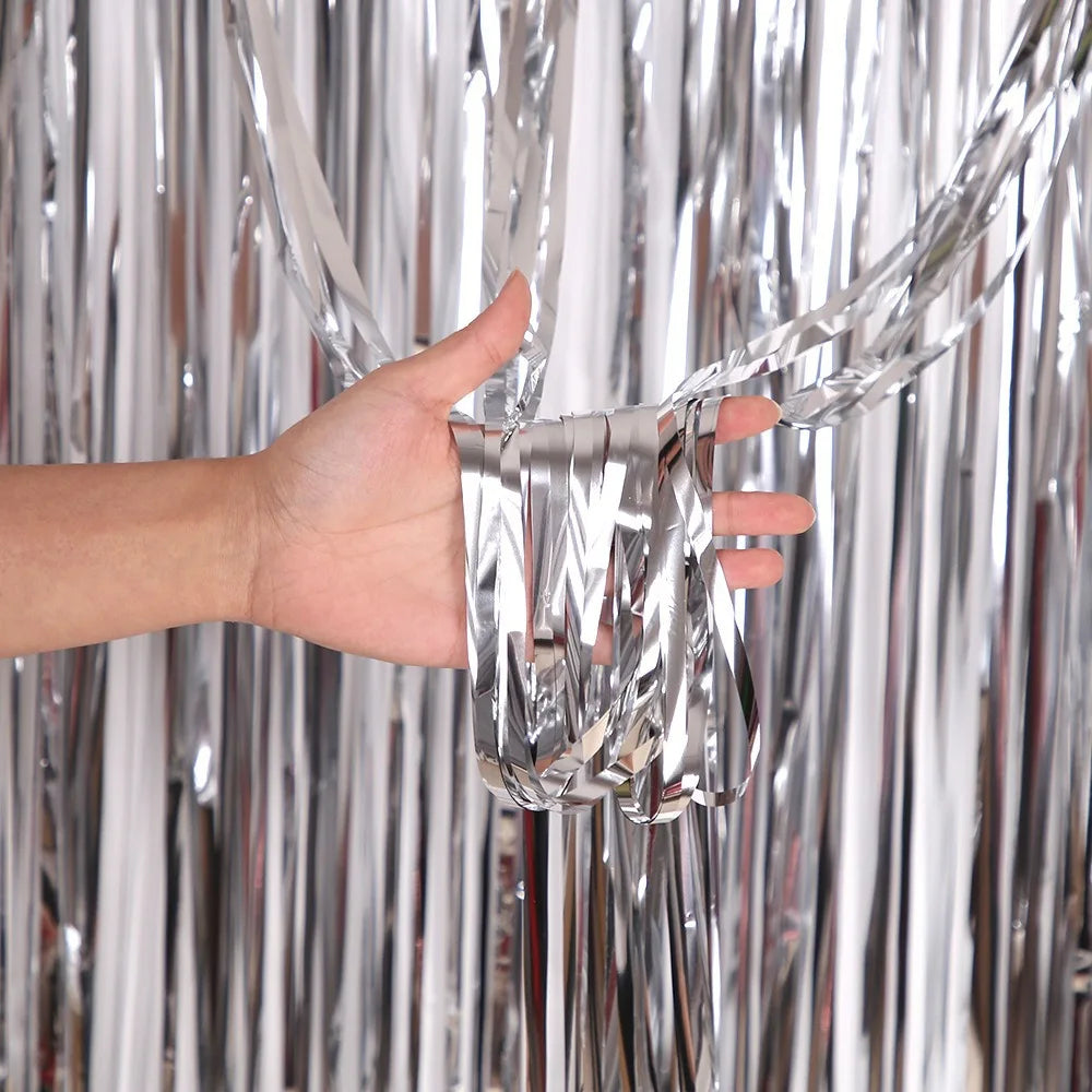 Metallic Foil Fringe Curtain – 1×2M Party Backdrop
