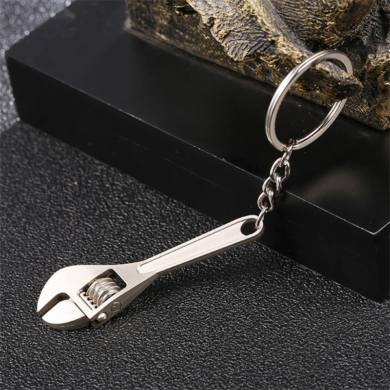 Wrench Keychain, Adjustable Tool Key Ring Metal Accessory