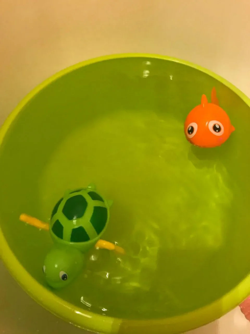 Clockwork Turtle Bath Toy – Wind Up Water Toy for Kids