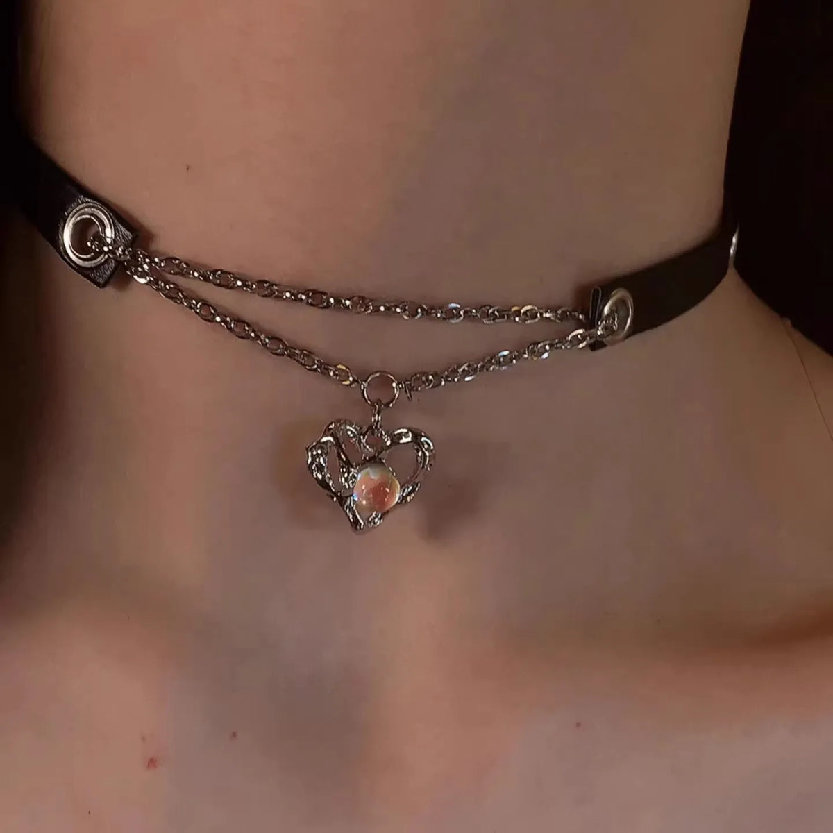Gothic Leather Choker – Y2K Punk Necklace for Women