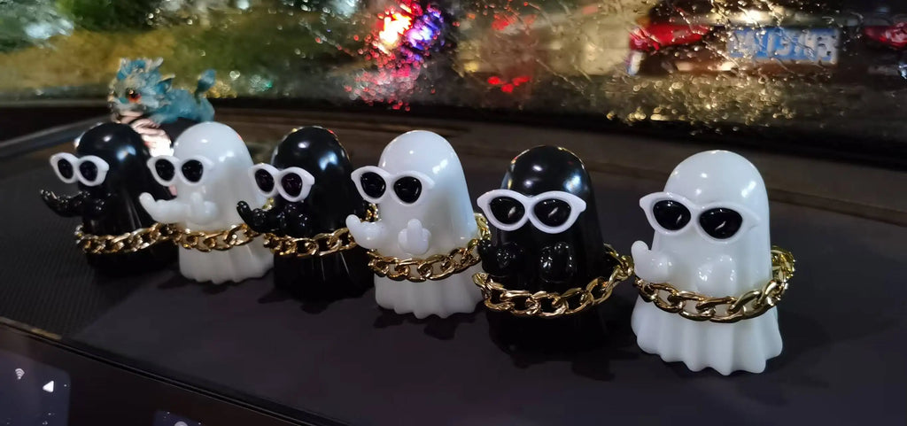 Ghost Halloween Figurine – Cute Ghost Statue Shelf Decor