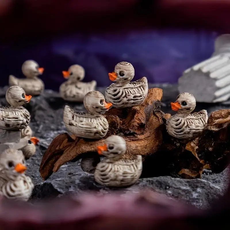 Gothic Skull Duck Figurines, 20-Pack Mini Halloween Decor