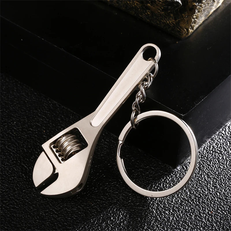Wrench Keychain, Adjustable Tool Key Ring Metal Accessory
