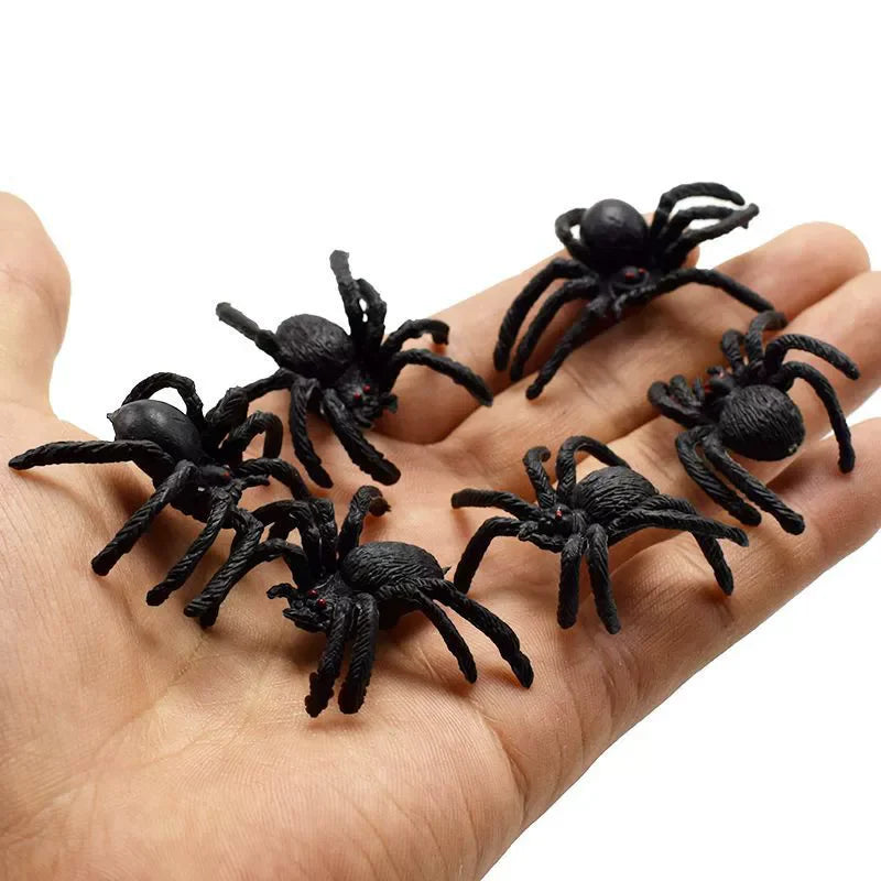 Fake Bugs for Halloween – Plastic Spider, Cockroach & Scorpion