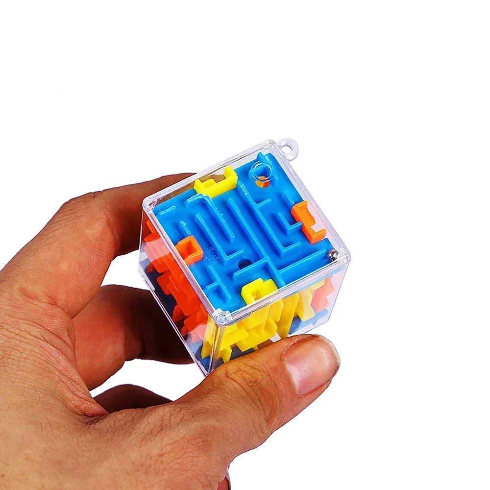 3D Maze Puzzle – Transparent Rolling Ball Cube Brain Teaser