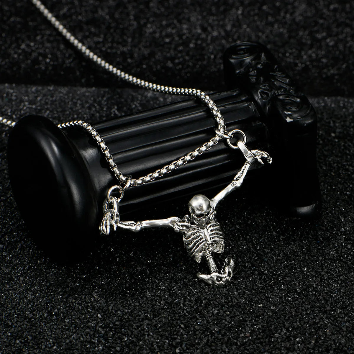 Skull Necklace Punk Halloween Pendant for Men