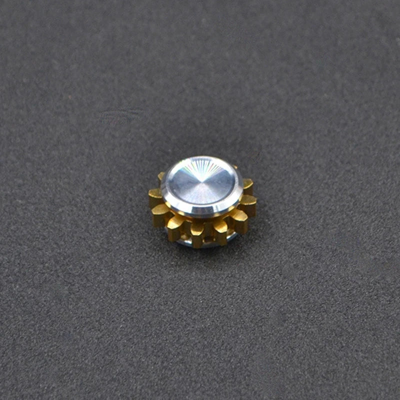 Mini Metal Fidget Spinner with Gear Design and R188 Bearing