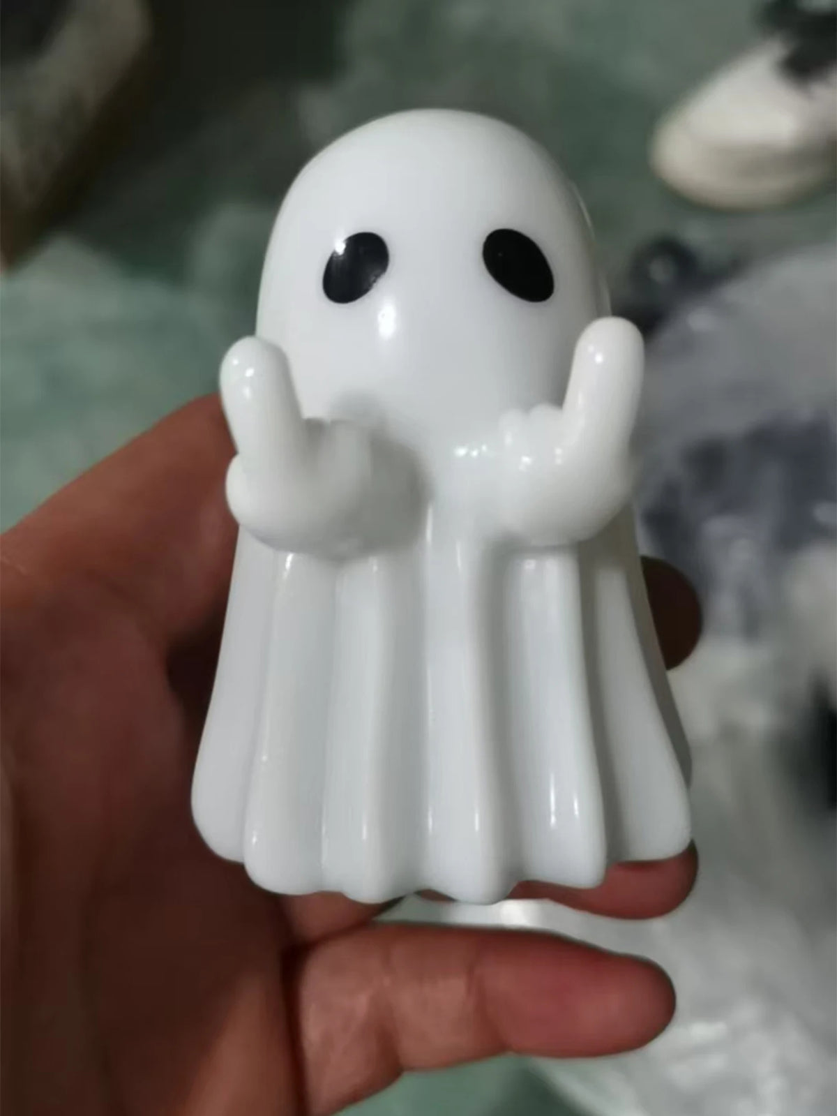 Ghost Halloween Figurine – Cute Ghost Statue Shelf Decor