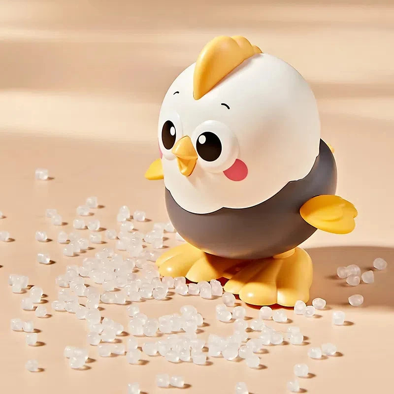 Clockwork toy chick on chain can walk cute animals