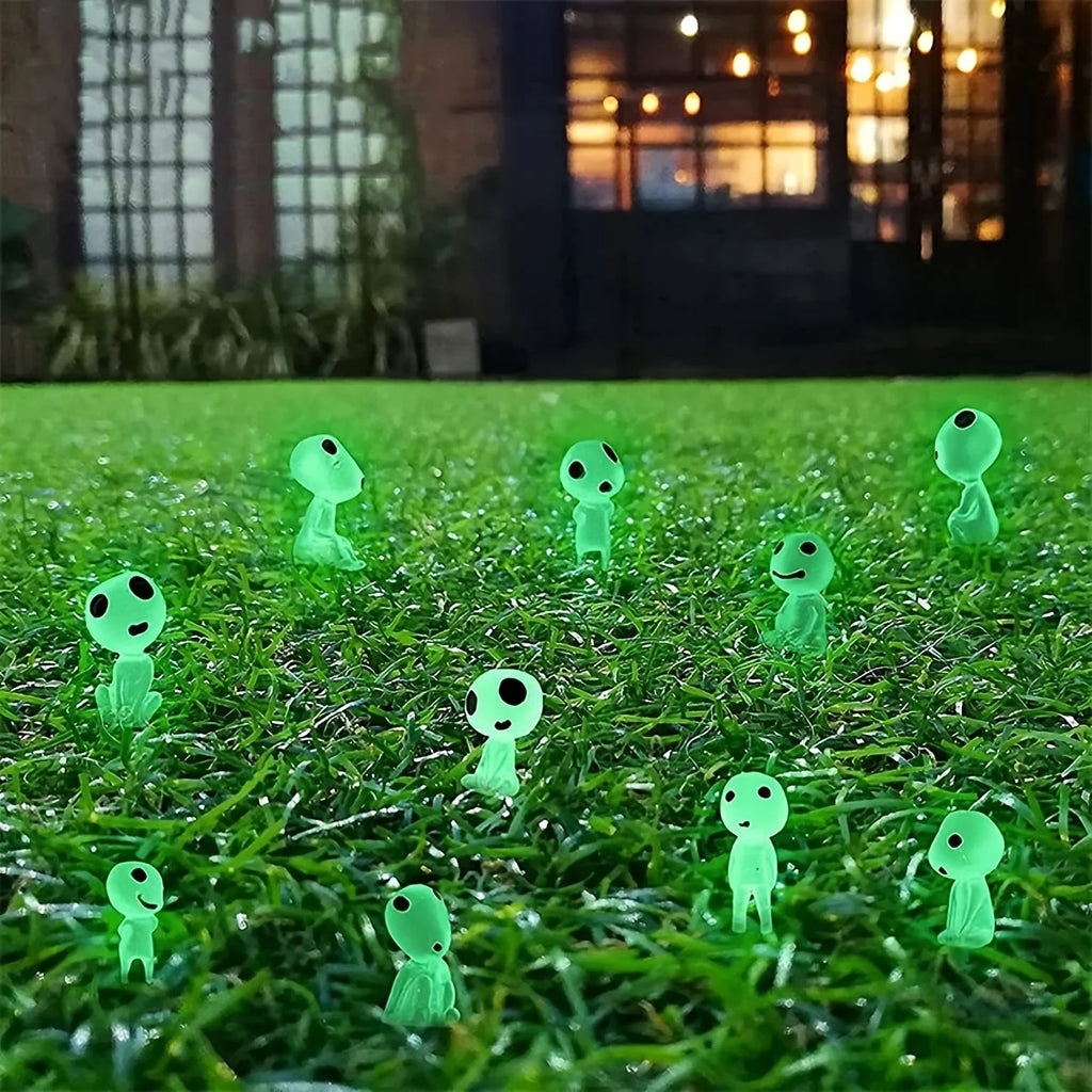 Mini Ghost Figurines 10PCS Luminous Resin Halloween Decor
